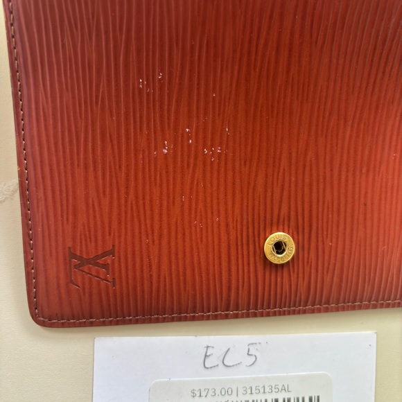 CLOSET CLEAR OUT PRICE CUT Pre-owned Louis Vuitton Agenda Cover - Picture 8 of 12